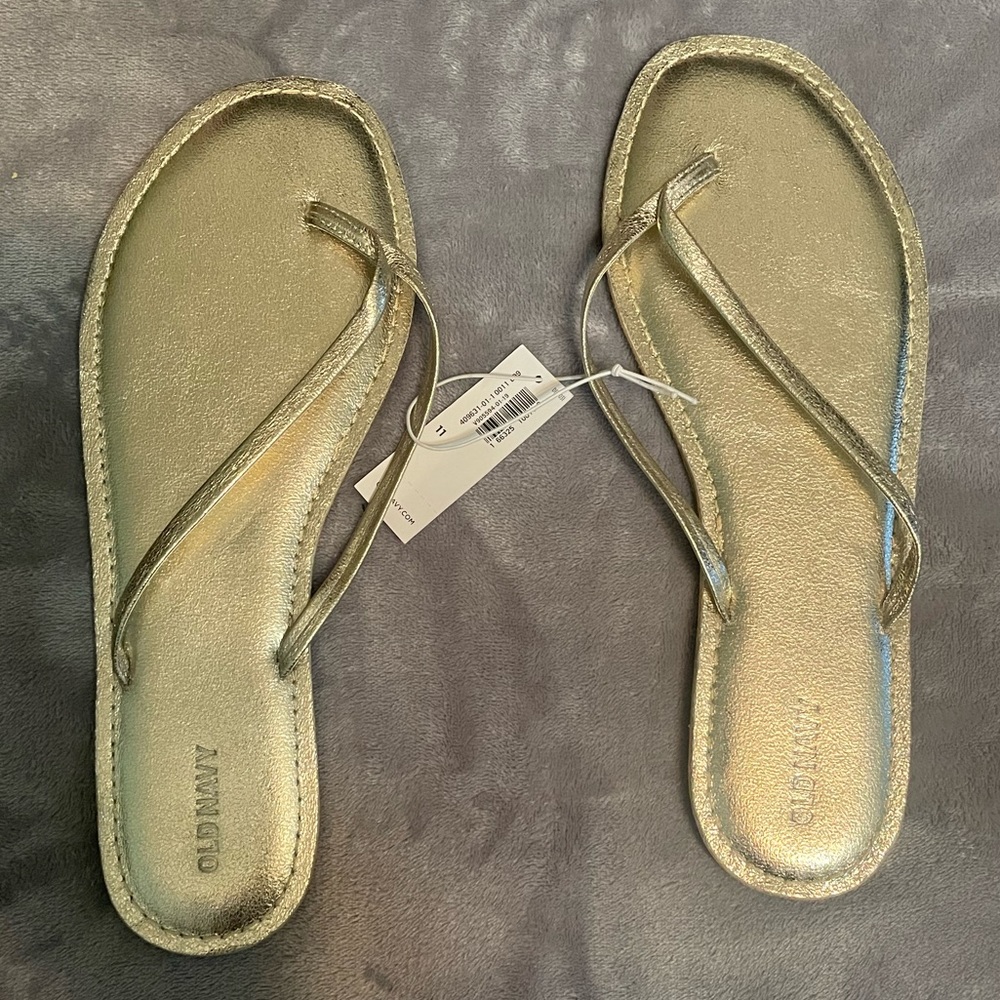 Old Navy NWT Capri Thong Sandals